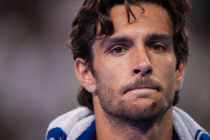 嗽声的干扰, 穆塞蒂粗鲁 嗽声的干扰, 穆塞蒂粗鲁