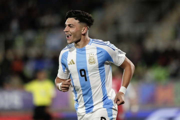 但到了一月, 情况, 岁阿根廷前 但到了一月, 情况, 岁阿根廷前